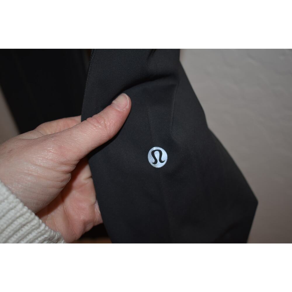 Lululemon Gray Fast and Free 7/8 Tight Legging Size 6 - Picture 5 of 6